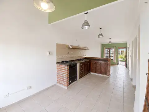 Depto Tipo Casa en Venta de 2 ambientes