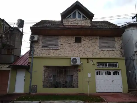 PH 4 AMBIENTES CON COCHERA QUILMES 