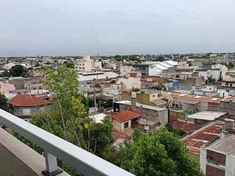 Oficina en Alquiler en Barrio Parque, $ 780.000