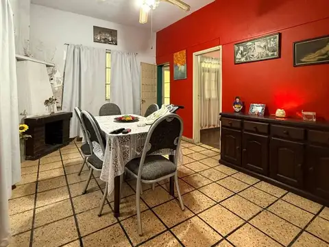 VENTA CASA LOTE PROPIO VILLA MAIPU A REFACCIONAR