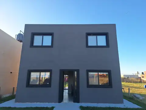 Casa moderna recién estrenada en 2 plantas en Sol de Domselaar VENTA urgente