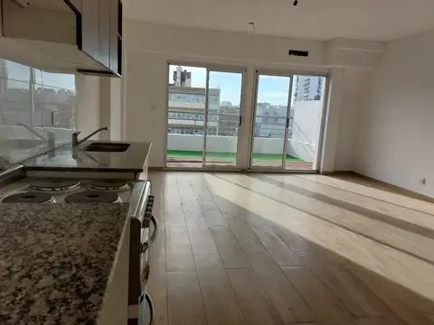 Venta V.Mitre dpto 1 amb y medio balcón terraza