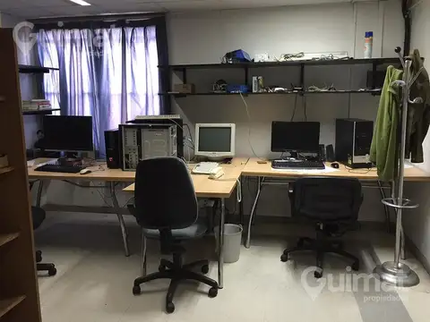 ALMAGRO -Amplia casa para remodelar u otros destinos exc ubicación y conectividad