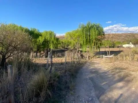 SE VENDE LOTE EN CAÑADA LARGA
