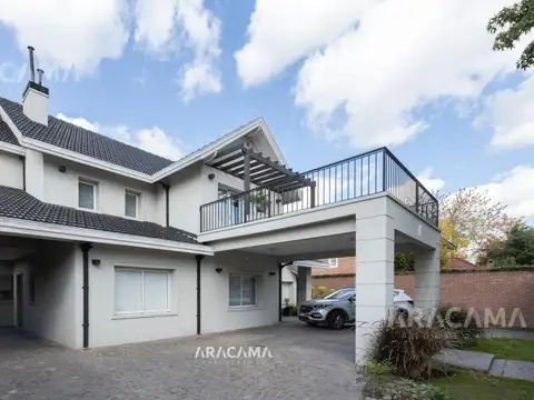Casa en Venta con 6 dormitorios en Monte Grande