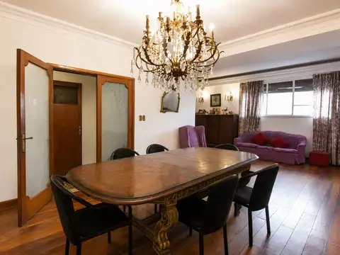 Depto Tipo Casa en Venta de 5 ambientes