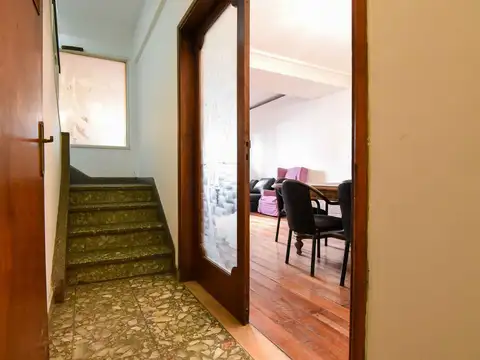 Depto Tipo Casa en Venta 50 años