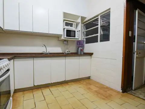 VENTA PH 5 AMBIENTES CONSTITUCION SIN EXPENSAS