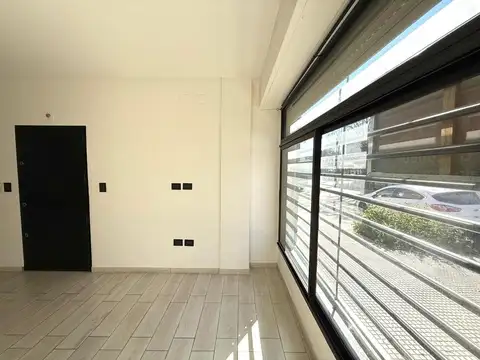 Albariño 3500, Piso PB