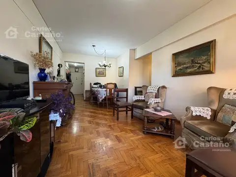 Dto. 4 Amb. al Frente en Exc. Ubicación de Olivos