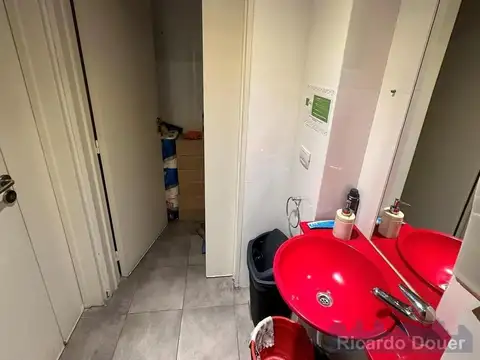 Oficina Monoambiente con 2 baños