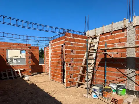 Venta Duplex 4 amb en Pozo Barrio Caisamar Cochera