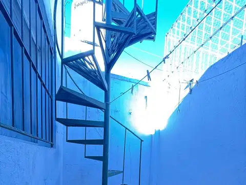 Depto Tipo Casa en Venta al Este