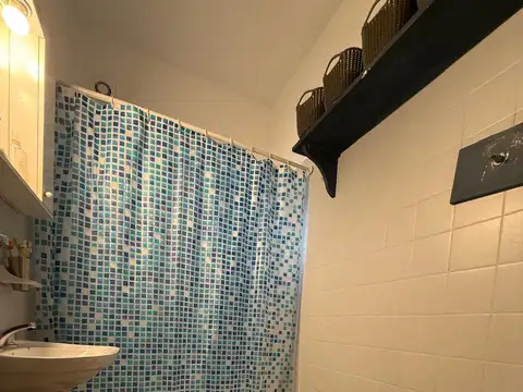 Depto Tipo Casa en Venta 50 años
