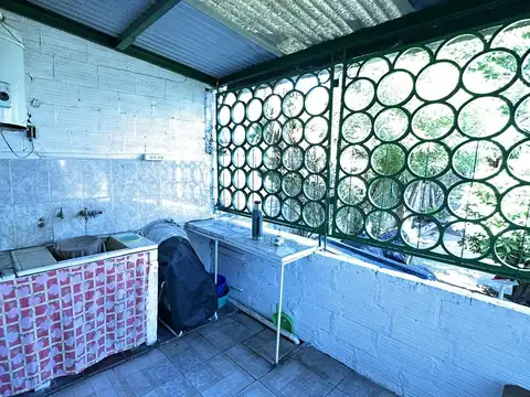 Esperanza  al 5900