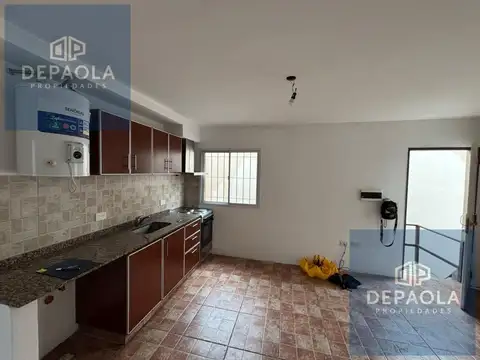 alquiler PH 2 ambientes en planta baja con patio
