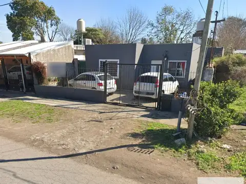 Casa 4 ambientes con 1 baño