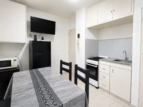 VENTA DEPTO 3 AMB TORREON A UNA CUADRA DEL MAR