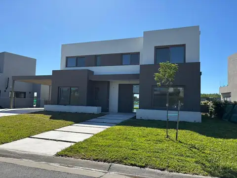 Villanueva Santa Ana 5 Dorm a laguna VENTA a estrenar