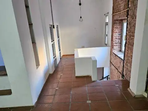 DEPARTAMENTO EN ALQUILER DE 2 AMBIENTES TIPO PH MONSERRAT BAJAS EXPENSAS