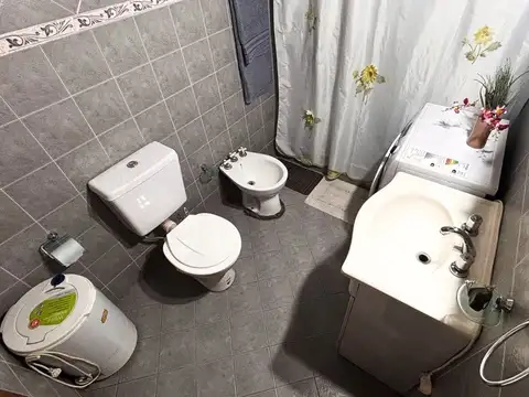 VENTA-CASA 4 AMB- ALDO BONZI