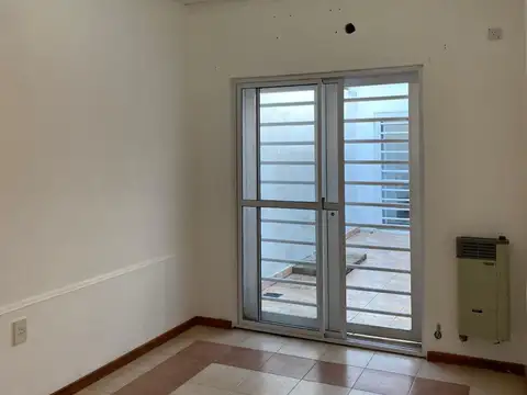 Departamento en Alquiler en Sarmiento  - Campana, $ 800.000