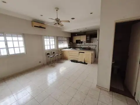 PH EN 3 PLANTAS MAS TERRAZA PROPIA