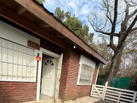 Casa en venta a cuadras de la estación