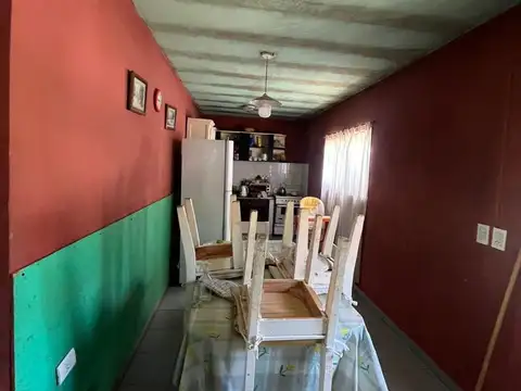 Casa 3 ambientes con 1 baño