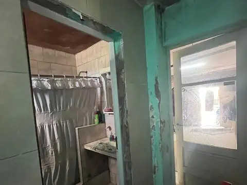 CASA EN VENTA EN PERGAMINO CON PATIO