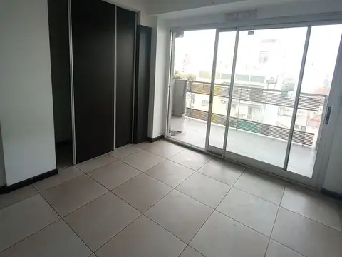 Departamento en Alquiler en Floresta, $ 390.000