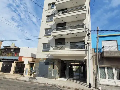 Ascasubi 146 , Piso 1