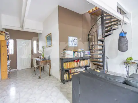 Venta - casa 5 amb - Blanco Encalada 90 - Temperley