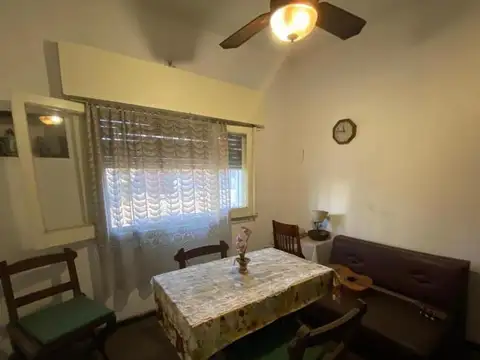 Depto Tipo Casa 2 ambientes con 1 baño