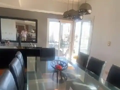 Departamento en Venta en Villa Saenz Peña, USD 325.000