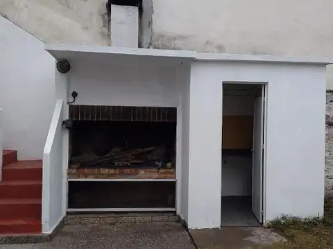 Casa - Venta - Argentina, La Matanza - AMBROSETTI 3900