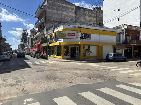 Local en Gualeguaychu