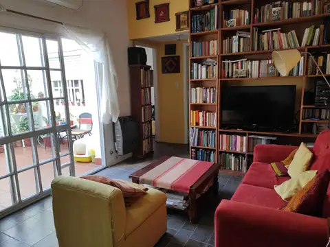Depto Tipo Casa 3 ambientes con 1 baño