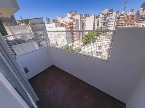 ALQUILER MONOAMBIENTE CON BALCÓN BARRIO NORTE