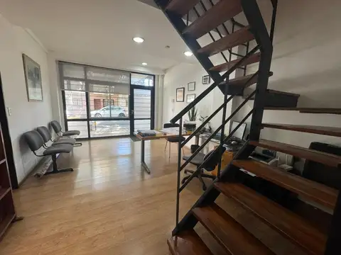 Oficina en venta en una zona inmejorable a mts del tribunal.