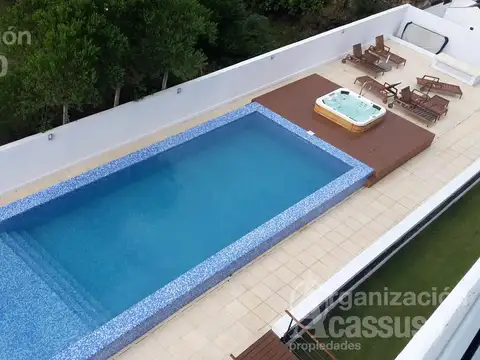 Punta del Este - Departamento Venta 2 dormitorios 2 baños dependencia de servicio garage piscina ame