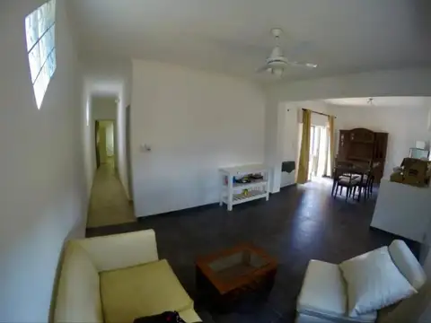 Casa en Venta en Puerto Roldan, USD 100.000