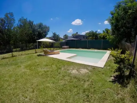 Casa en  Roldán