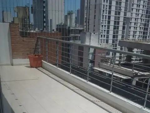 3 De Febrero 100, Piso 11