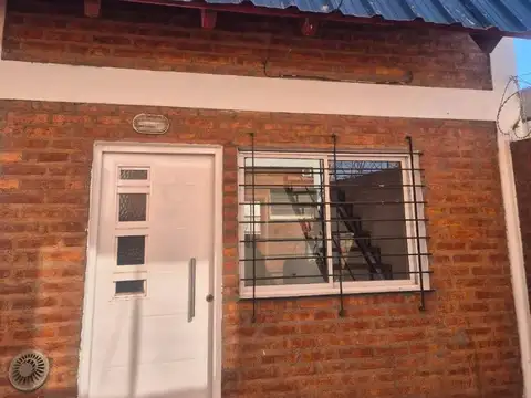 Depto Tipo Casa en Alquiler de 2 ambientes