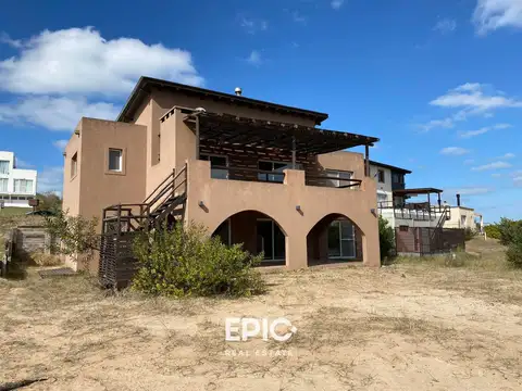 Venta casa en  Costa Esmeralda