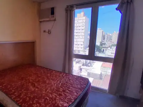 Departamento en Alquiler en Abasto, $ 350.000