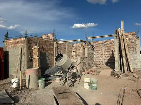 Casa en Venta en Lujan De Cuyo, USD 135.000