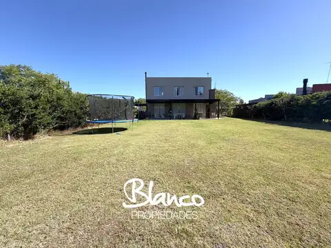 Casa  en Alquiler Anual Amoblado en San Matias, Escobar, G.B.A. Zona Norte