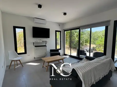 Casa 5 ambientes con 3 baños